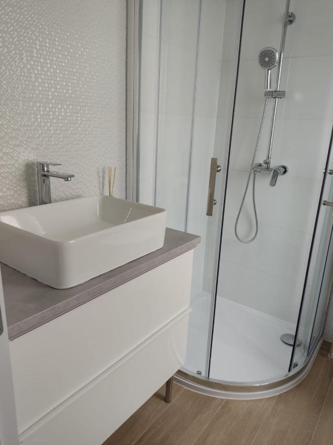 Mina Lux Jelsa Apartment Йелса Екстериор снимка