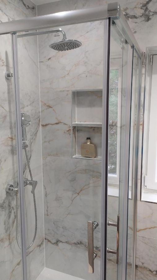 Mina Lux Jelsa Apartment Йелса Екстериор снимка