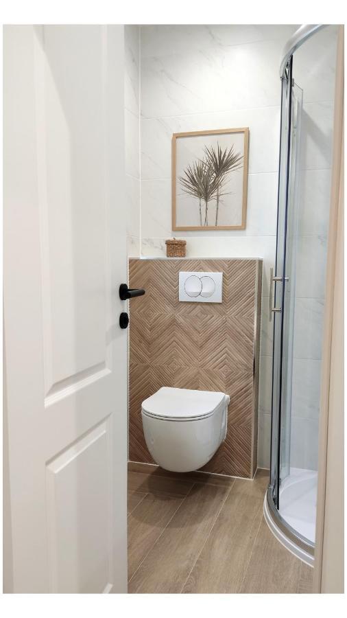 Mina Lux Jelsa Apartment Йелса Екстериор снимка
